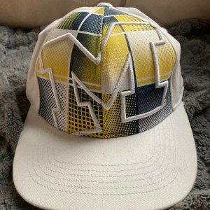 M/L White with Yellow and Blue patterns Embroidered Michigan Wolverines Hat